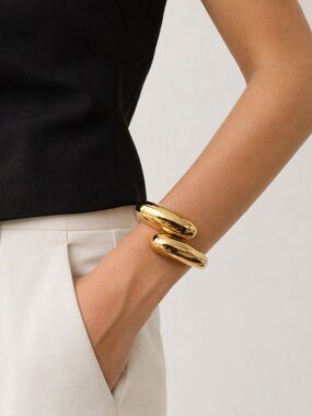 Forever 21 Polished Gold Open Double Cuff Bracelet